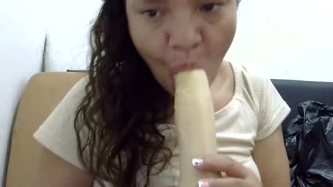 Elizabeth Martinez  online show from 2, 3, 2025