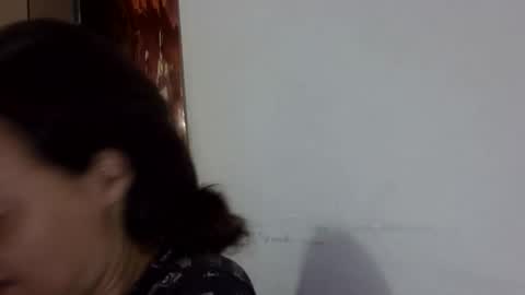 Snapshot of elizabeth_martinez_ chatting on 5, 1, 2026 Elizabeth Martinez online show from 5, 1, 2026