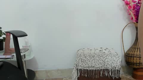 Snapshot of elizabeth_mathure chatting on 9, 10, 2025 Elizabeth Mathure online show from 9, 10, 2025