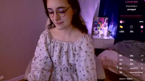 Snapshot of elizabeth_milller chatting on 10, 7, 2026 Lizzy online show from 10, 7, 2026
