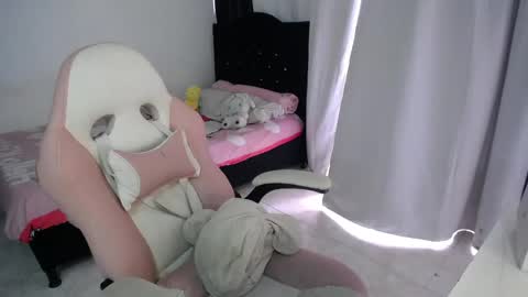  Elizabeth  online show from 3, 6, 2026