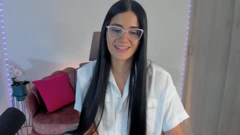 Snapshot of elizabetharo chatting on 22, 2, 2025 Eliza online show from 22, 2, 2025