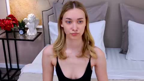 Snapshot of elizabethcash chatting on 6, 7, 2026 Elizabeth online show from 6, 7, 2026