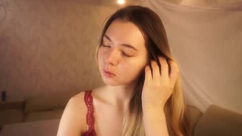 Elizabeth online show from 21, 10, 2025