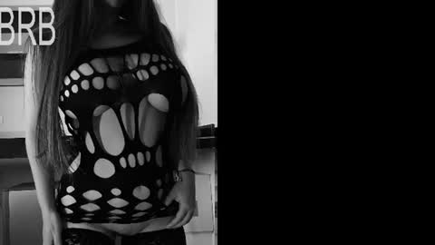 Snapshot of elizabethliones01 chatting on 21, 7, 2026 instgram aly leiv17 ---- Im model-independent online show from 21, 7, 2026