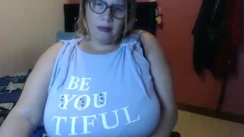 Elizabeth online show from 4, 2, 2025