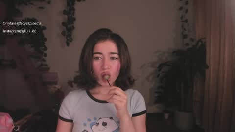 Snapshot of elizabethz chatting on 6, 5, 2026 Tuli online show from 6, 5, 2026