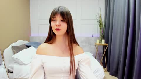 Eliza online show from 2, 2, 2025