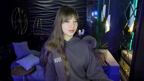 Eliza online show from 27, 2, 2025