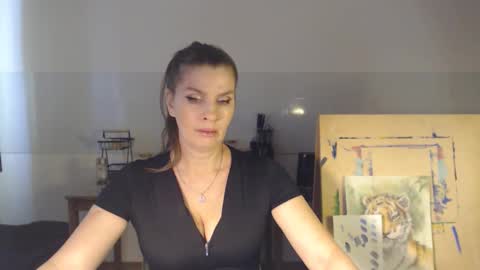 Eliekind online show from 5, 3, 2025