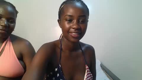 Snapshot of ella8_ chatting on 29, 6, 2026 ella8_ online show from 29, 6, 2026