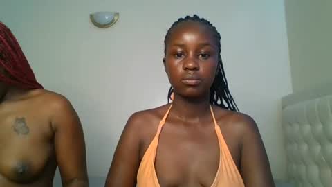 Snapshot of ella8_ chatting on 21, 7, 2026 ella8_ online show from 21, 7, 2026