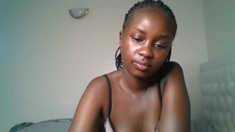 Snapshot of ella8_ chatting on 24, 7, 2026 ella8_ online show from 24, 7, 2026