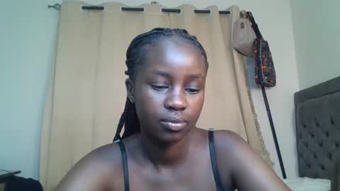 Snapshot of ella8_ chatting on 28, 7, 2026 ella8_ online show from 28, 7, 2026