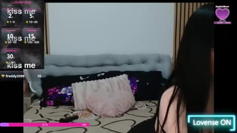 Chloe online show from 18, 4, 2026