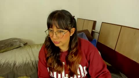 Snapshot of ella_harry chatting on 19, 5, 2026 Ella and Harry online show from 19, 5, 2026