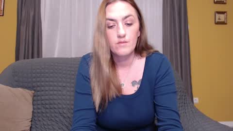 Snapshot of ella_max_live chatting on 15, 2, 2025 Ella  Max online show from 15, 2, 2025