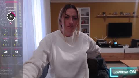 Snapshot of ella_max_live chatting on 7, 10, 2025 Ella  Max online show from 7, 10, 2025