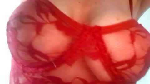 Ella online show from 2, 12, 2025