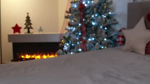 Snapshot of ella_twinkle chatting on 9, 1, 2025 Ella online show from 9, 1, 2025