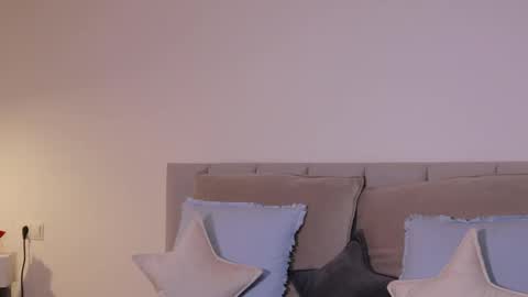 Snapshot of ella_twinkle chatting on 23, 2, 2025 Ella online show from 23, 2, 2025