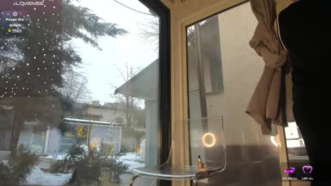 ella_vee online show from 28, 2, 2026