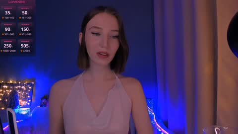 ellaamber online show from 4, 1, 2025