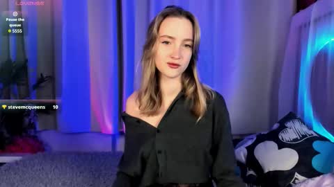 Snapshot of ellabloom chatting on 21, 12, 2025 Ella online show from 21, 12, 2025