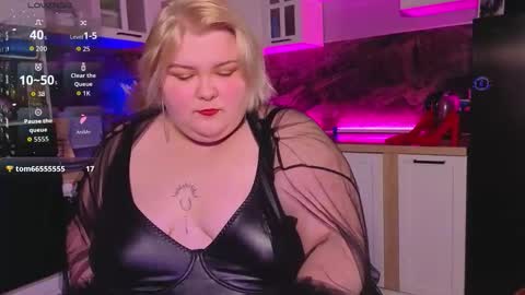 ellagoddes online show from 27, 3, 2026