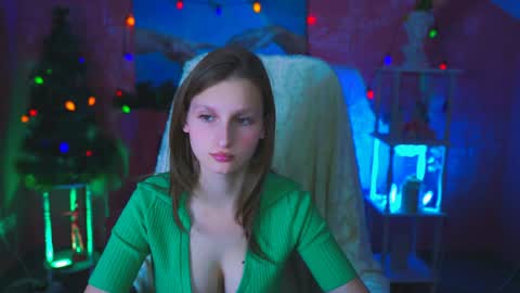 Snapshot of ellahorton chatting on 10, 12, 2024 Ella online show from 10, 12, 2024