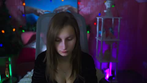 Snapshot of ellahorton chatting on 3, 1, 2025 Ella online show from 3, 1, 2025