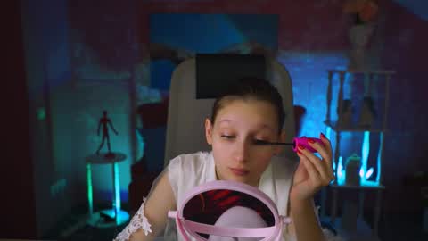 Snapshot of ellahorton chatting on 9, 2, 2025 Ella online show from 9, 2, 2025