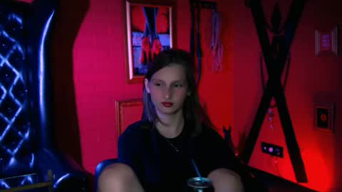 Snapshot of ellahorton chatting on 11, 9, 2025 Ella online show from 11, 9, 2025