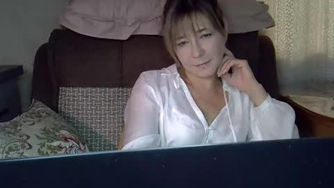 ellajohnsonx online show from 19, 10, 2025