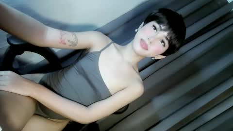 ella online show from 25, 2, 2026