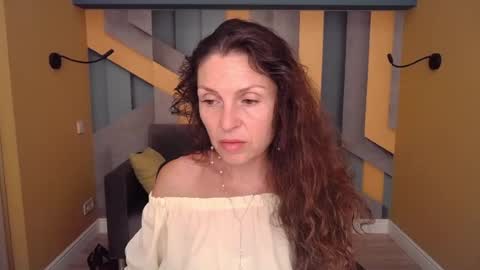 EllaLongs online show from 17, 7, 2026