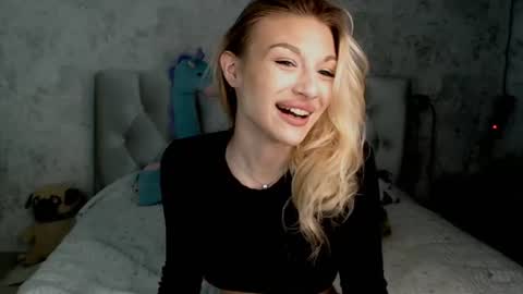 ellamilla online show from 17, 7, 2026