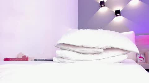 Ella online show from 27, 2, 2025