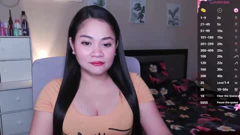 Snapshot of elleelle123 chatting on 16, 12, 2024 Ann online show from 16, 12, 2024