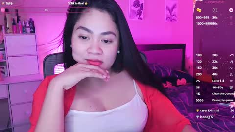 Snapshot of elleelle123 chatting on 17, 1, 2025 Ann online show from 17, 1, 2025