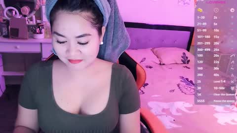 Snapshot of elleelle123 chatting on 29, 9, 2025 Ann online show from 29, 9, 2025