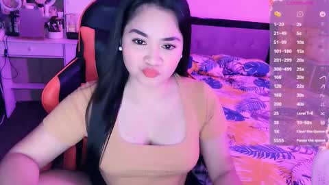 Snapshot of elleelle123 chatting on 18, 10, 2025 Ann online show from 18, 10, 2025