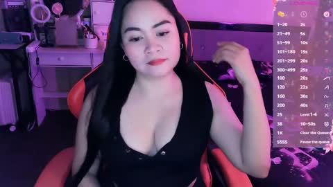 Snapshot of elleelle123 chatting on 7, 11, 2025 Ann online show from 7, 11, 2025