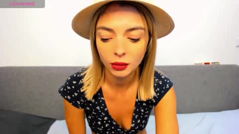 ellen_flow online show from 25, 9, 2025