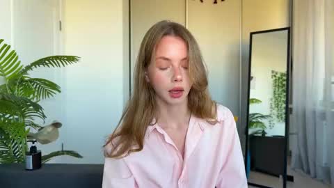 Snapshot of elli_harmon chatting on 29, 9, 2025 Ellie  --- Ill see you either on Friday or Saturday and definitely on Sunday  online show from 29, 9, 2025