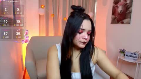 elli_snow online show from 23, 10, 2025