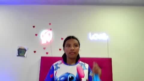 ellie_cute7 online show from 24, 4, 2026