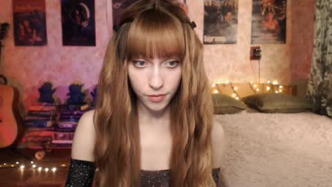 ellie_friendly online show from 2, 12, 2024