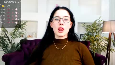 ellie_magic online show from 23, 4, 2026