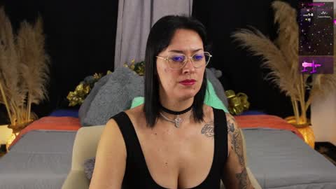 Ellie Ramos online show from 26, 12, 2024